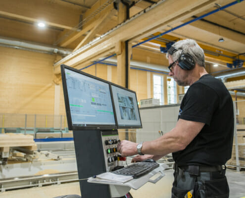 Arbeid i fabrikk, foto.