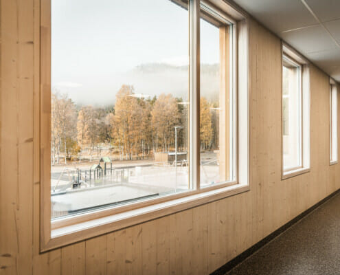 Splitkon_skavanger-10 Utsikt fra skolen i skolegården, foto.