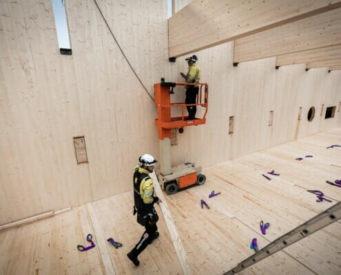 Splitkon_RS_Horten-43 Montering av elementer fra Splitkon i lokalet, foto.