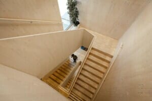 Splitkon_Hasletre-1 Innvendig trappegang i massivtre, foto.